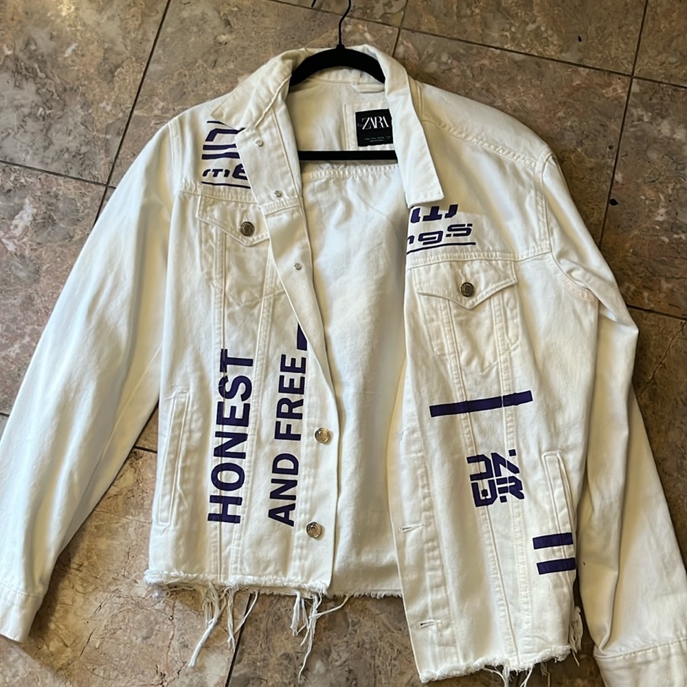 Men ZARA Detailed White Denim Jacket  SIZE M NWT